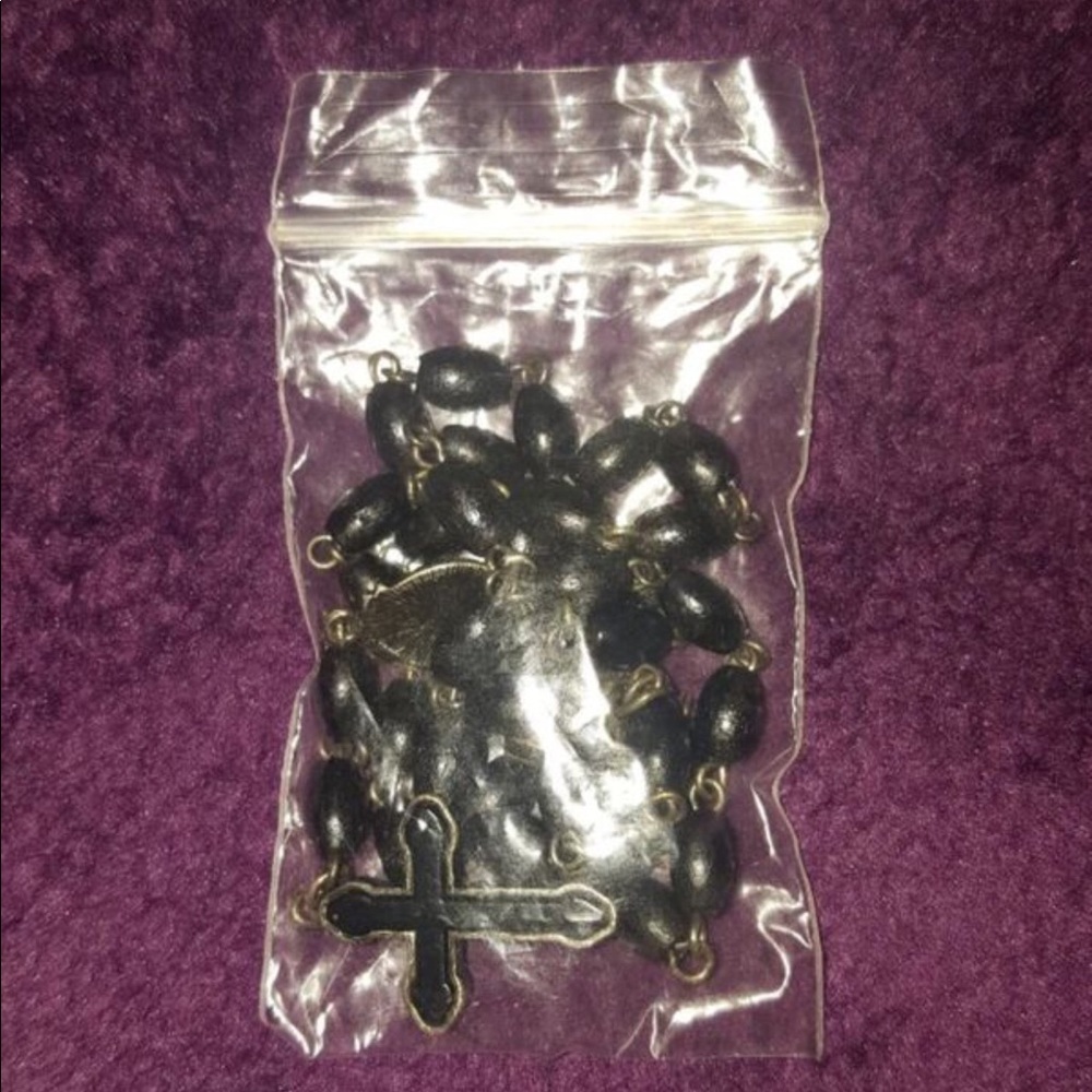 Guess cross necklace